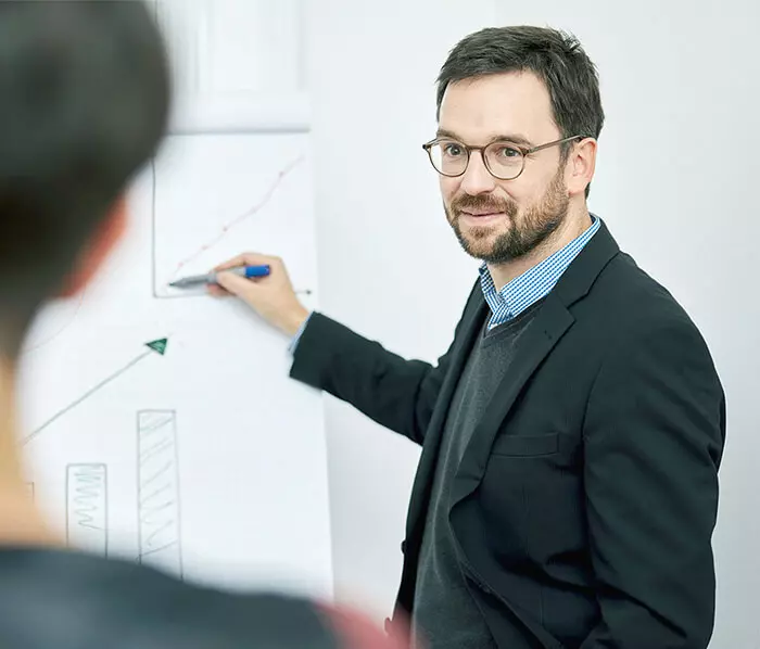 Immer an ihrer Seite | pressrelations Österreich